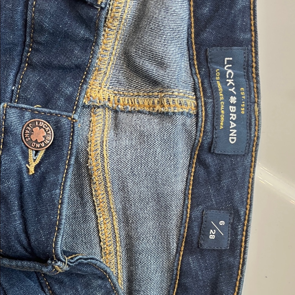 Lucky Brand Dark Indigo Women's Straight Leg Jeans - Picture 4 of 5